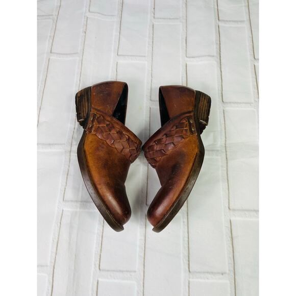 Born brown leather booties loafers sz 6 - Picture 7 of 7